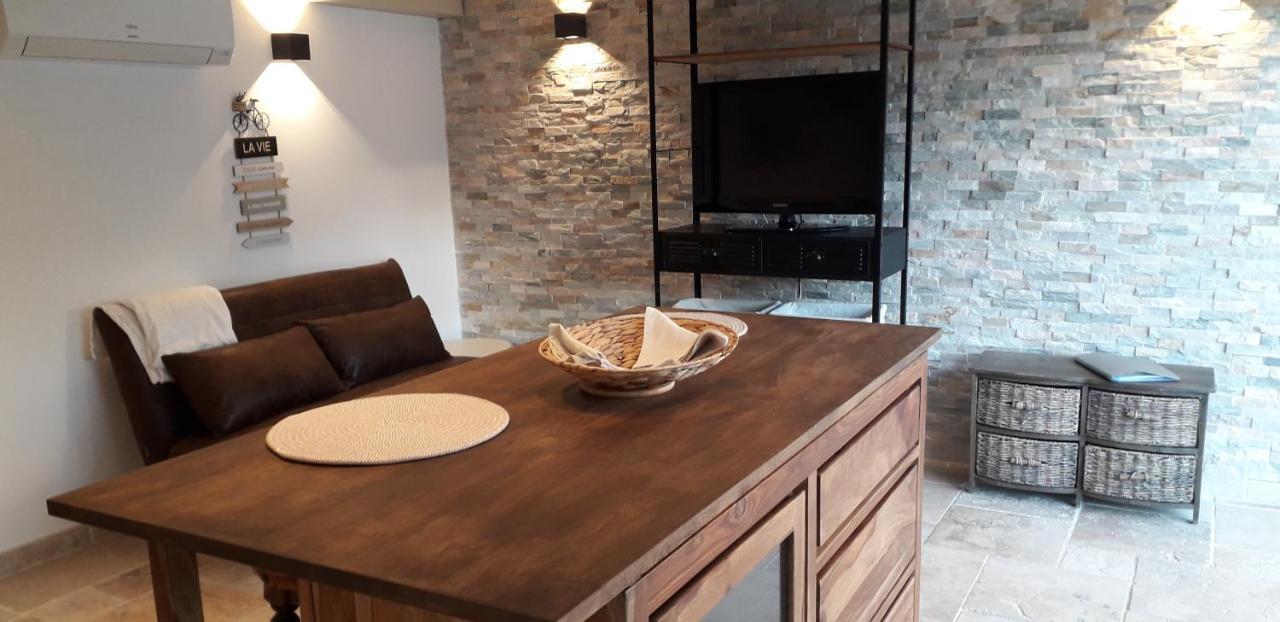 Logement Independant Au Calme Proche Toutes Commodites Et Transports 勒卡内 外观 照片
